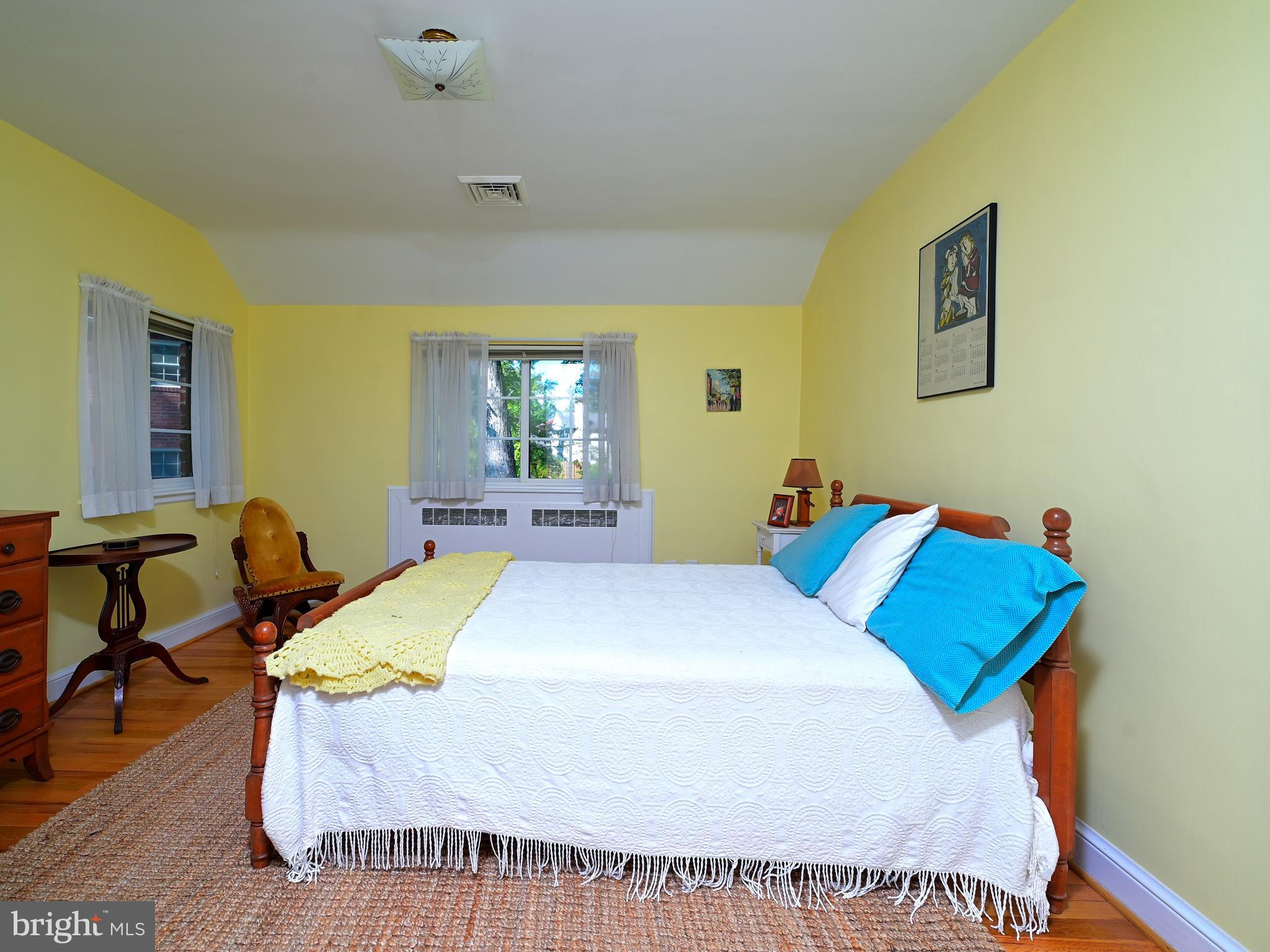 601 N OVERLOOK DRIVE