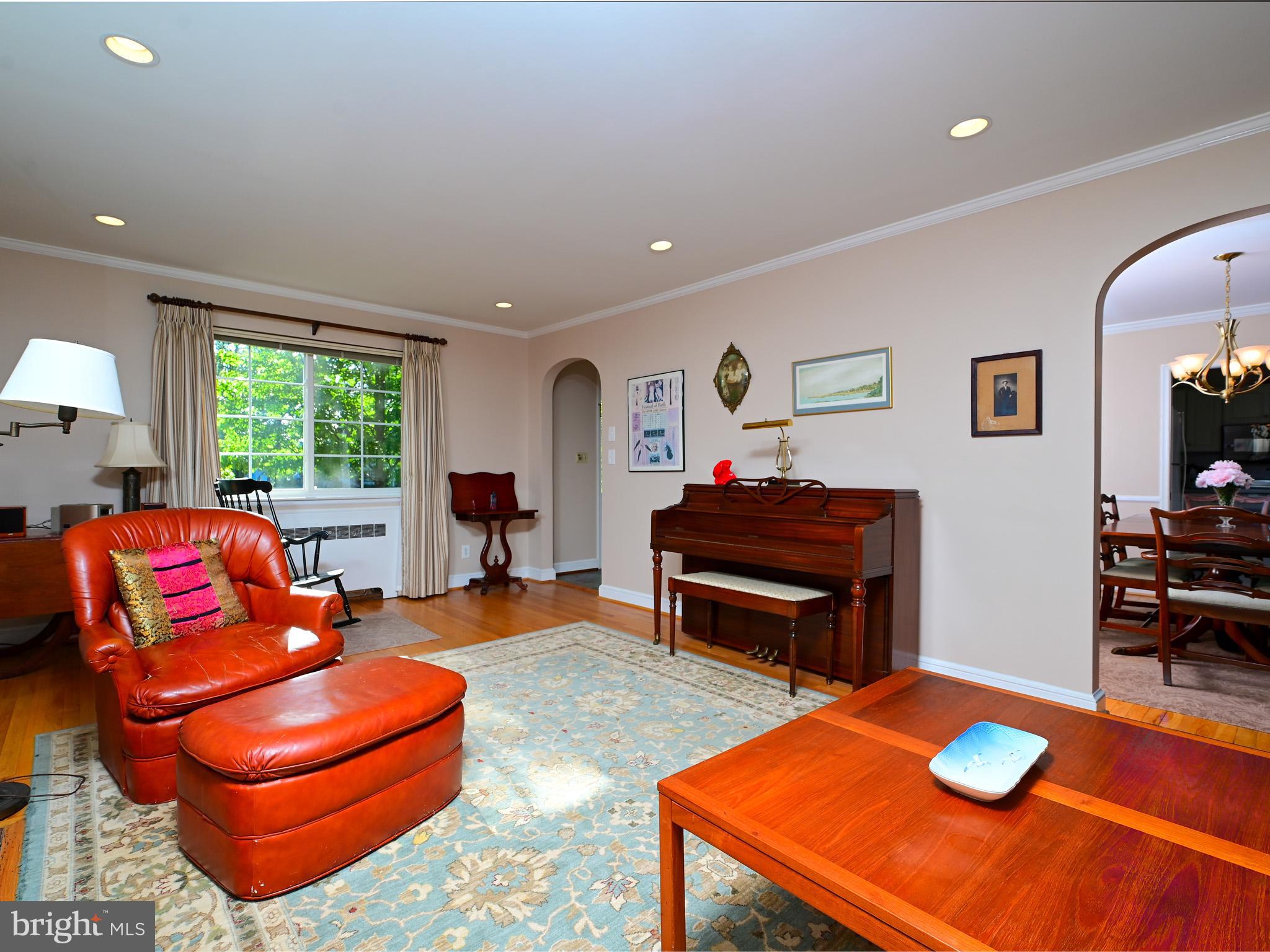 601 N OVERLOOK DRIVE