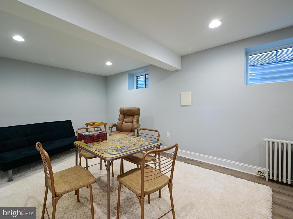 601 N OVERLOOK DRIVE