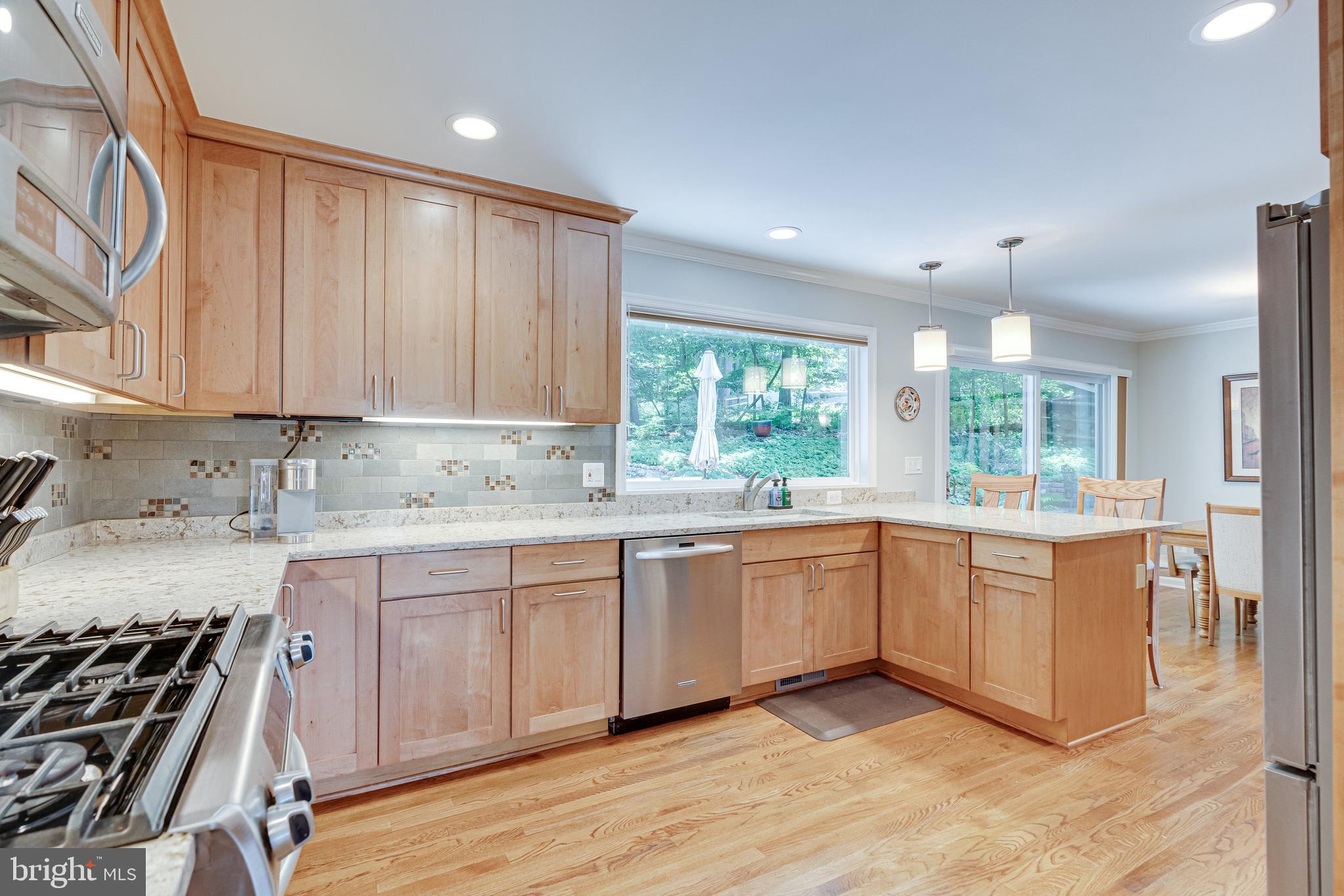 1711 Pine Valley Dr
