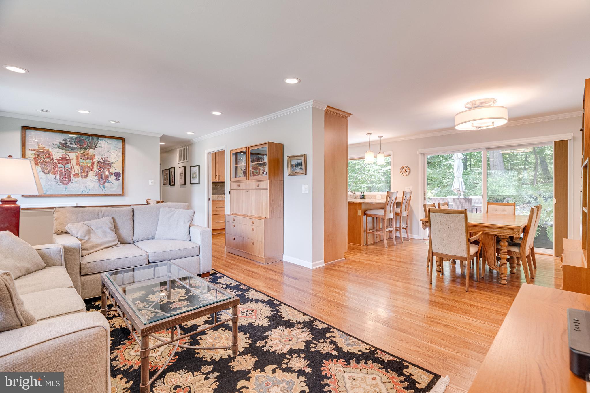 1711 Pine Valley Dr
