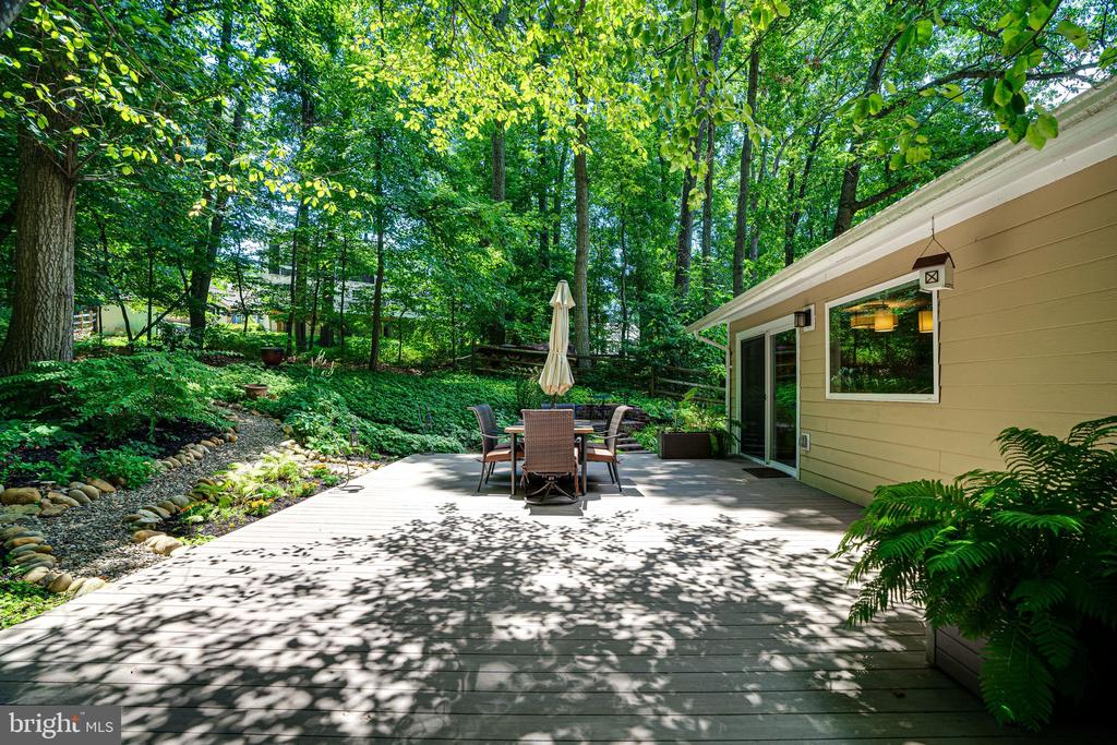 1711 Pine Valley Dr
