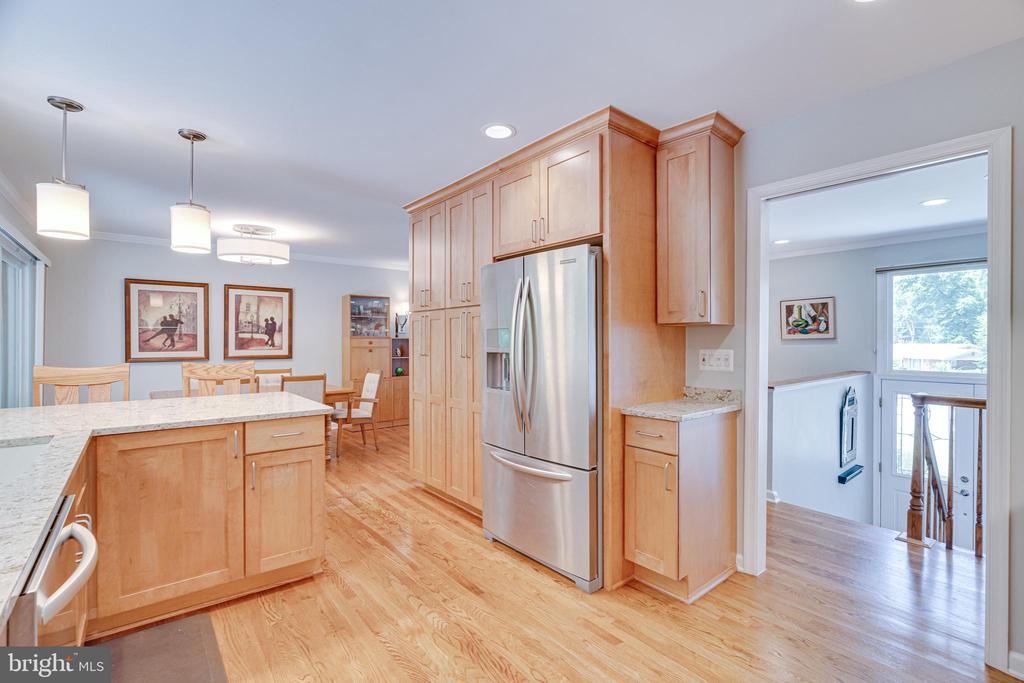 1711 Pine Valley Dr