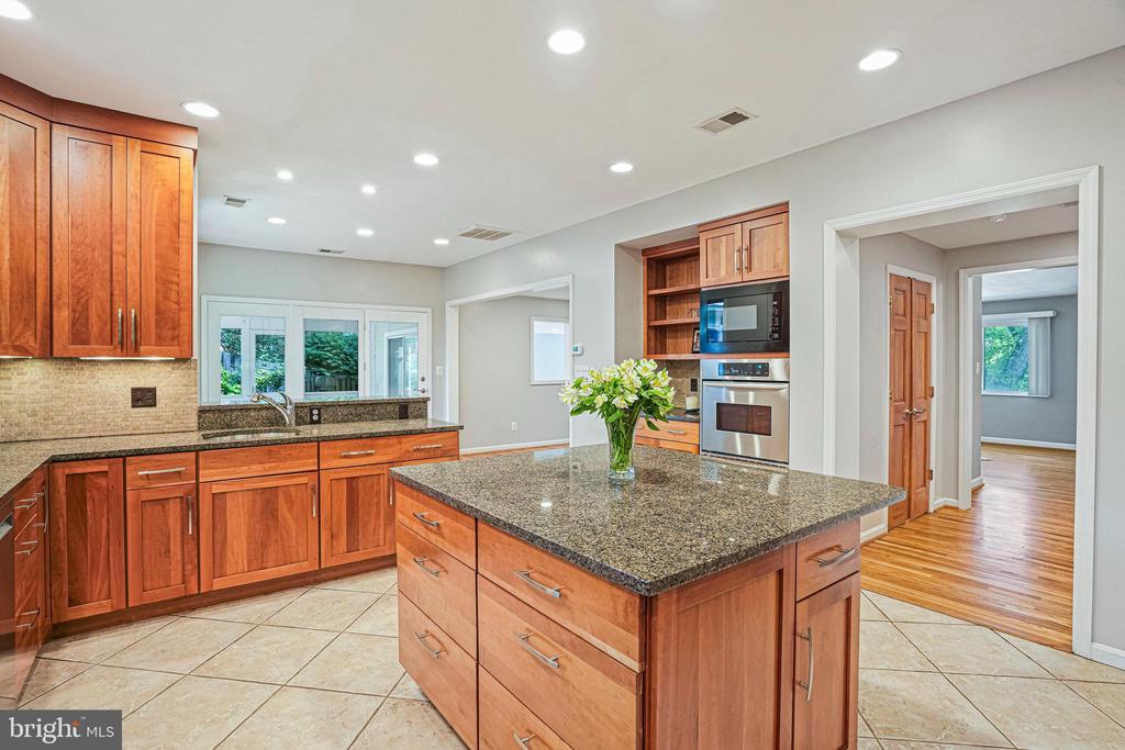 6225 CHERYL DRIVE
