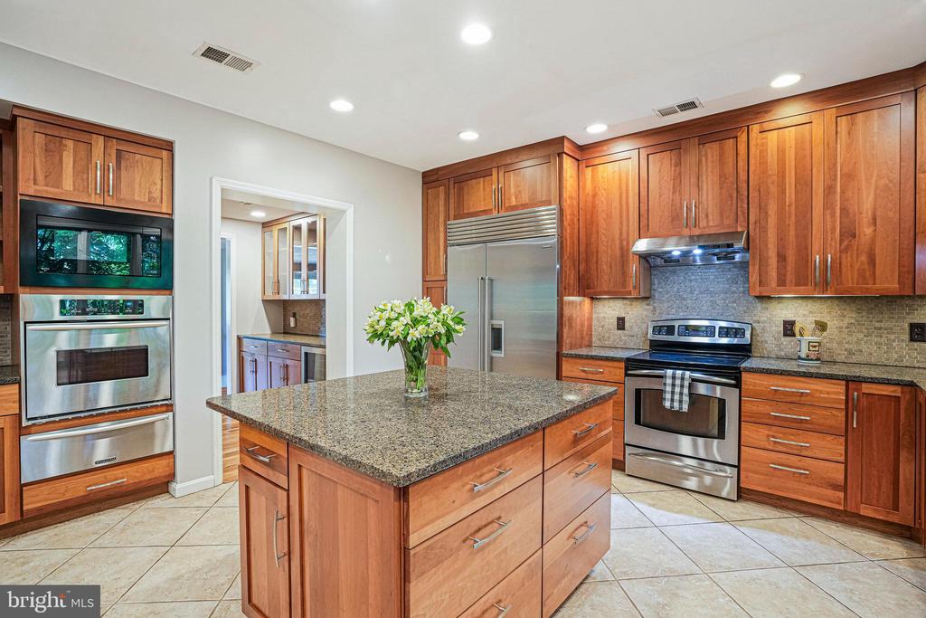 6225 CHERYL DRIVE