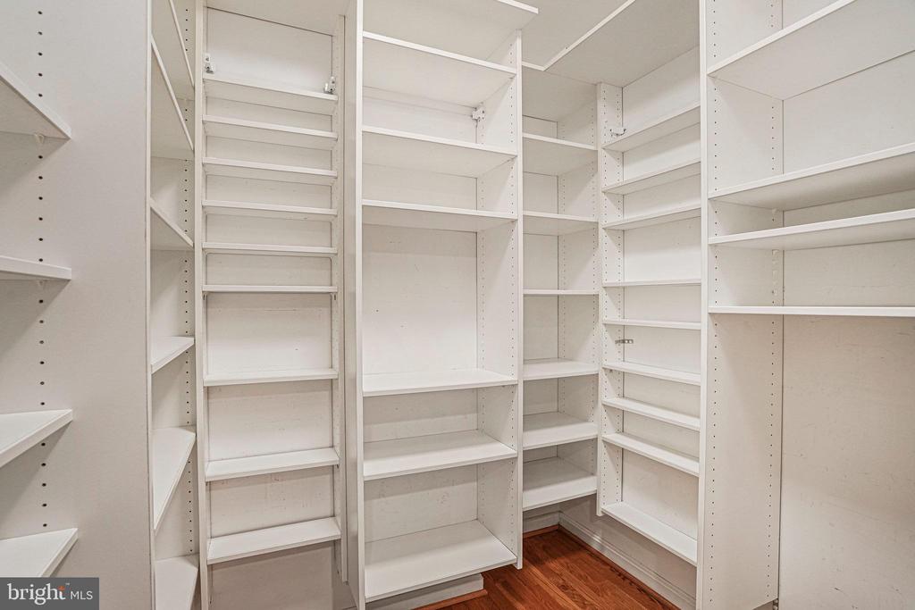 6225 CHERYL DRIVE
