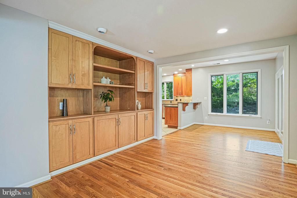 6225 CHERYL DRIVE