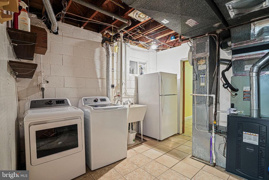 6225 CHERYL DRIVE
