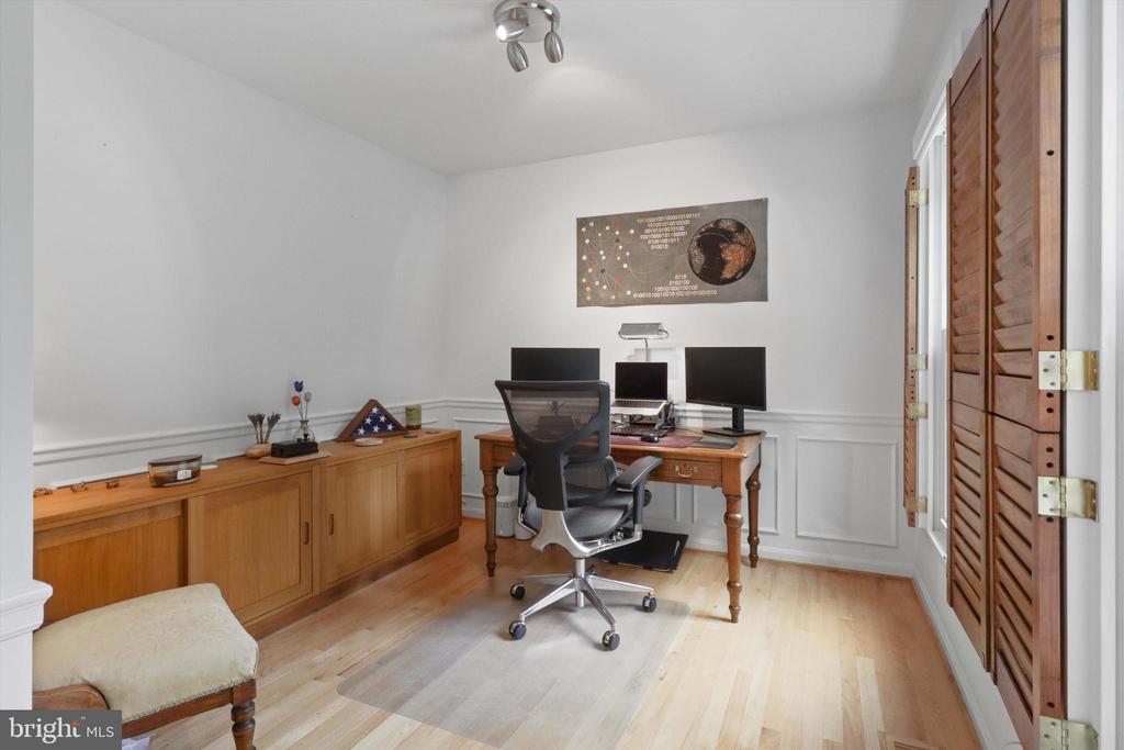 6906 TRILLIUM LANE