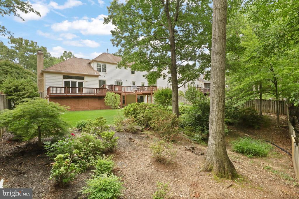 6906 TRILLIUM LANE