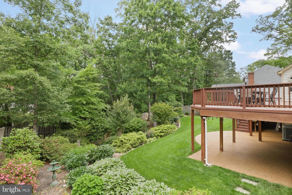 6906 TRILLIUM LANE