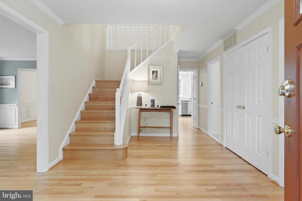 6906 TRILLIUM LANE