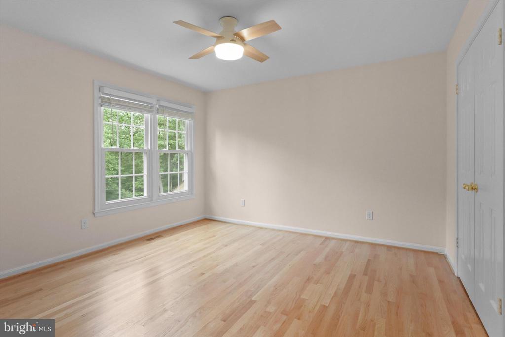 6906 TRILLIUM LANE