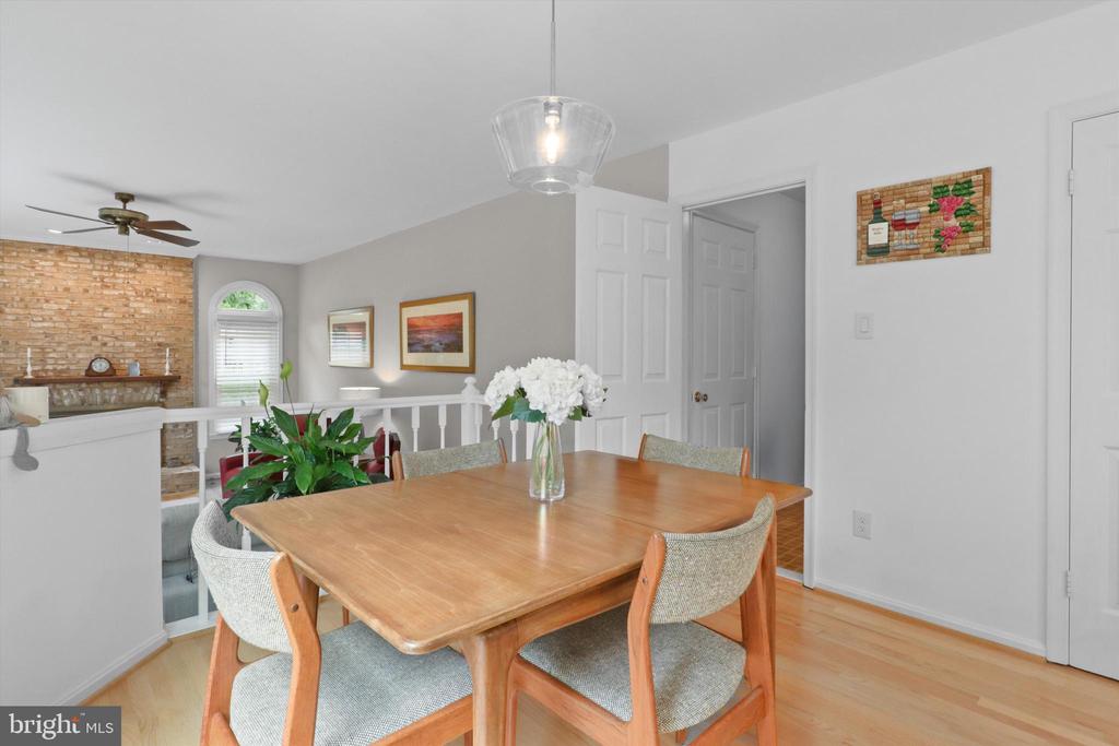6906 TRILLIUM LANE