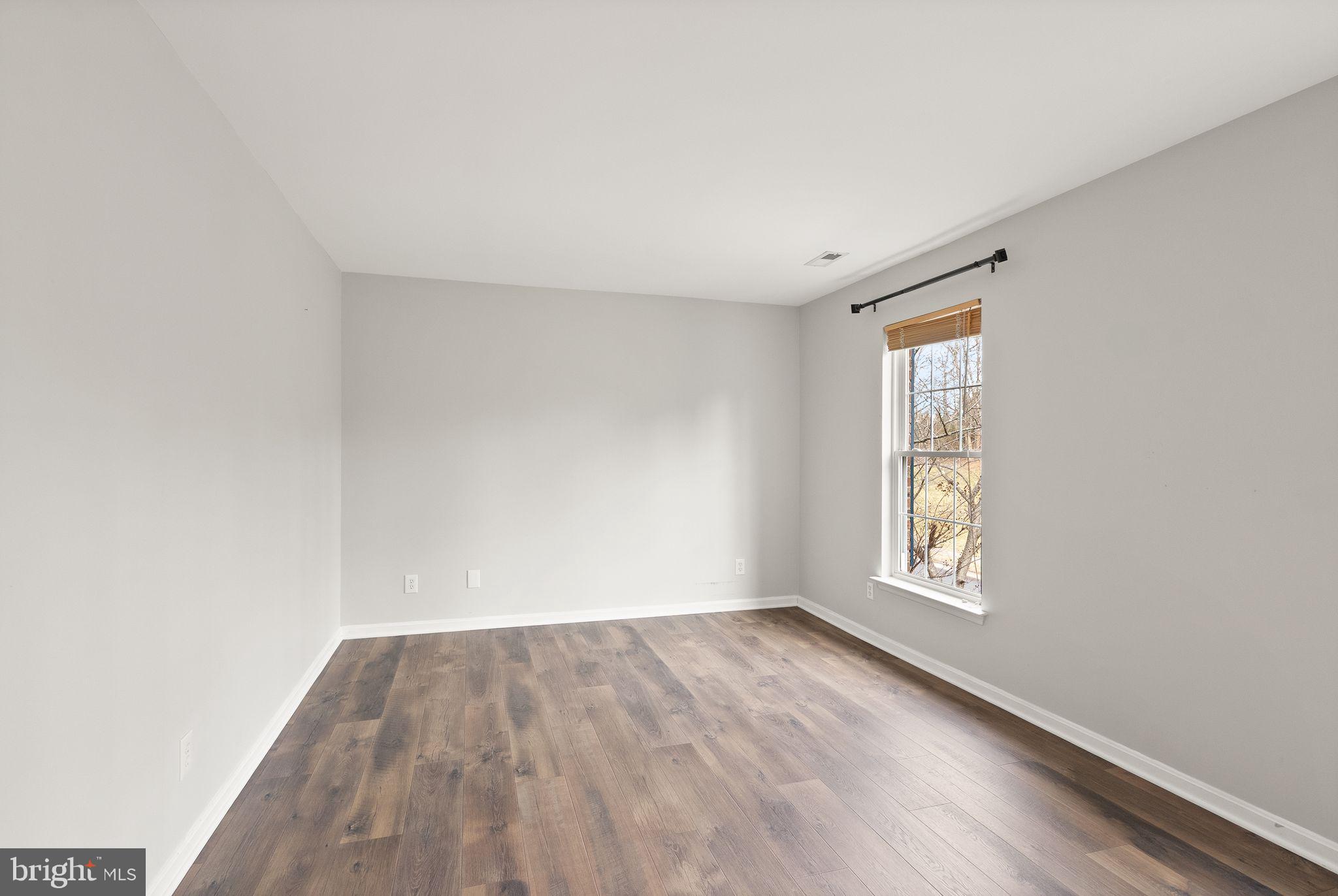 21147 BROOKSIDE LANE