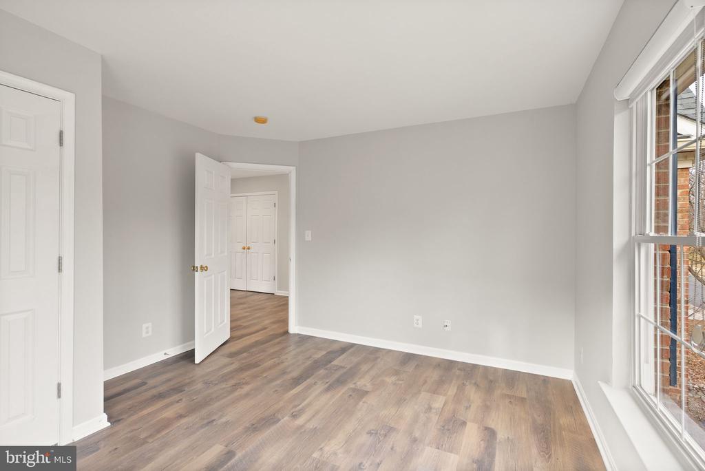 21147 BROOKSIDE LANE