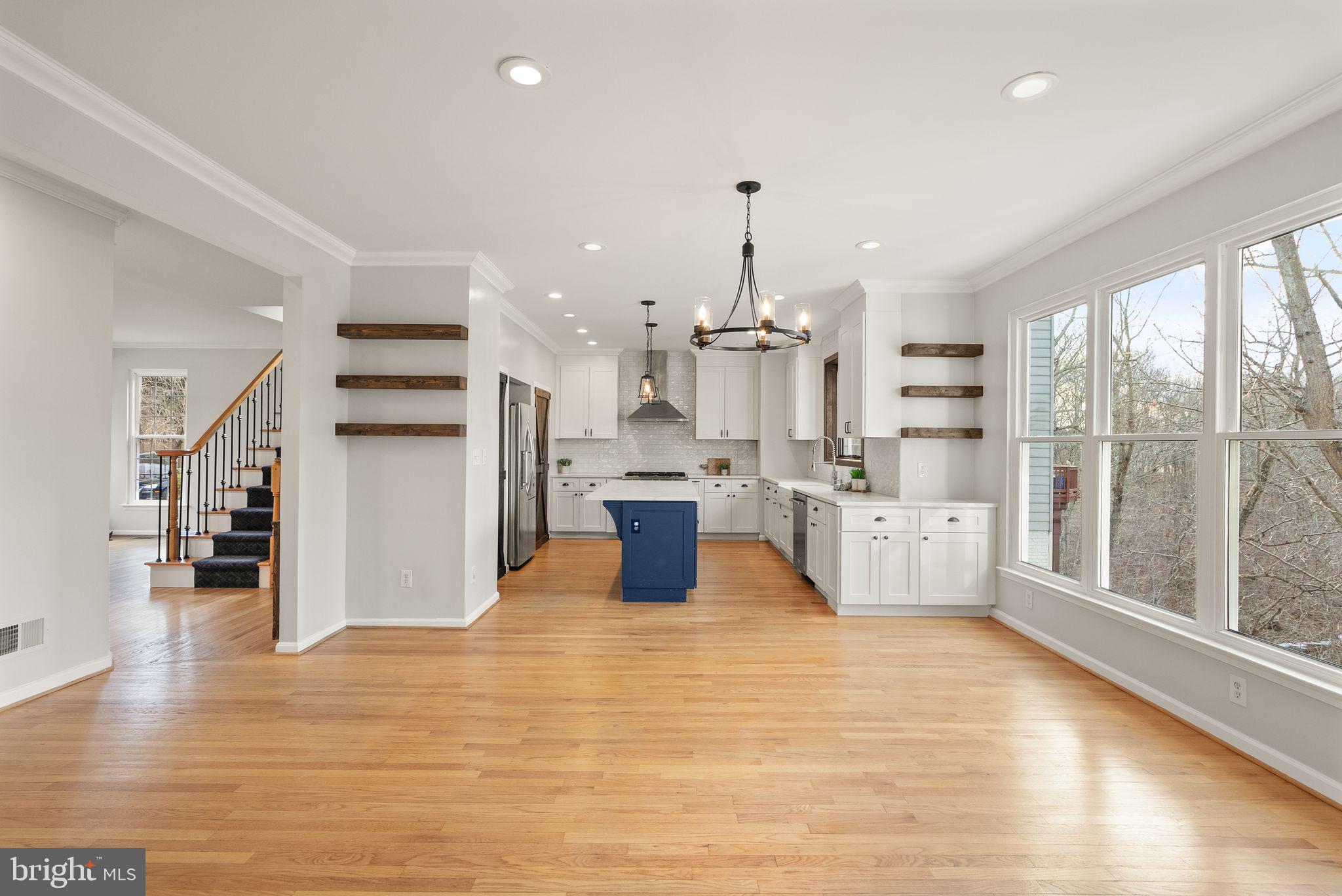 21147 BROOKSIDE LANE