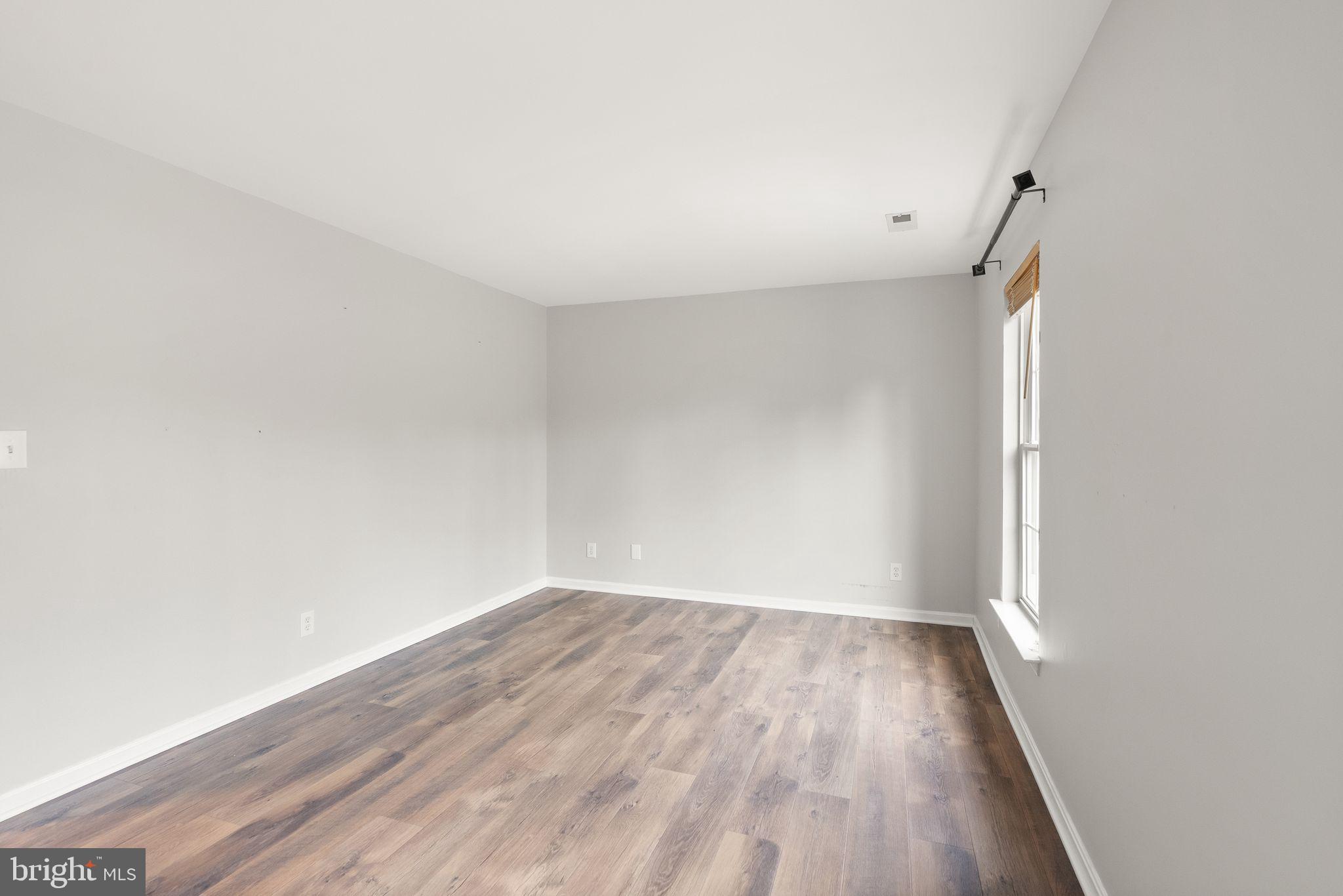 21147 BROOKSIDE LANE