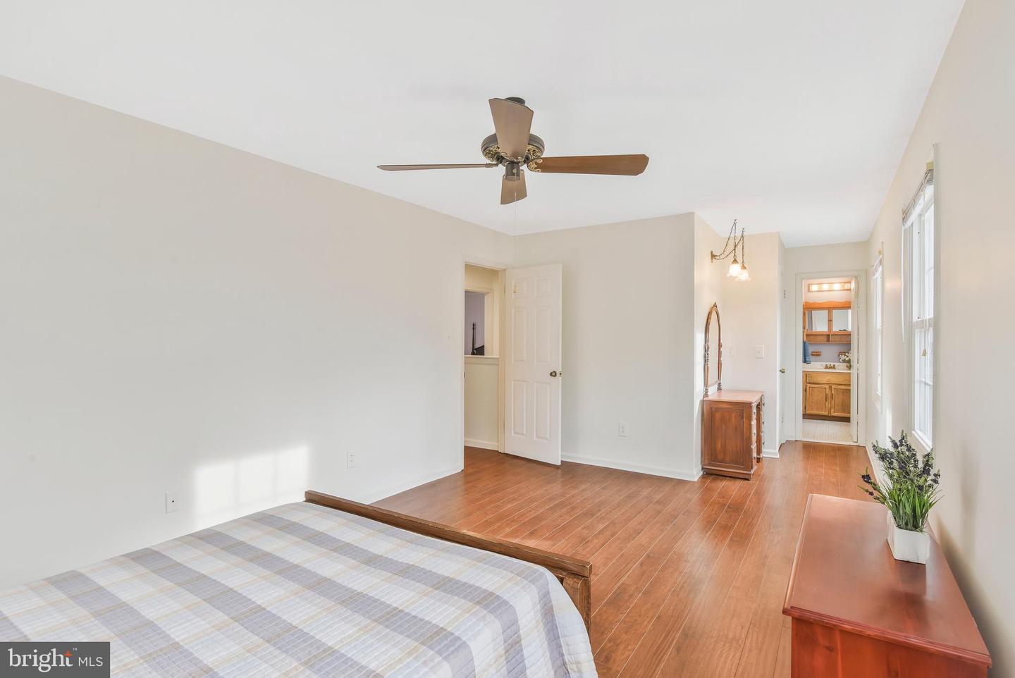 7774 Fern Oak Court