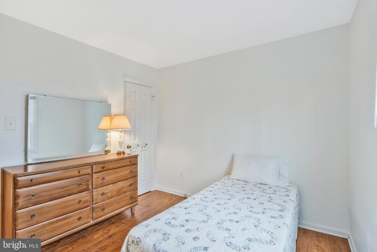 7774 Fern Oak Court