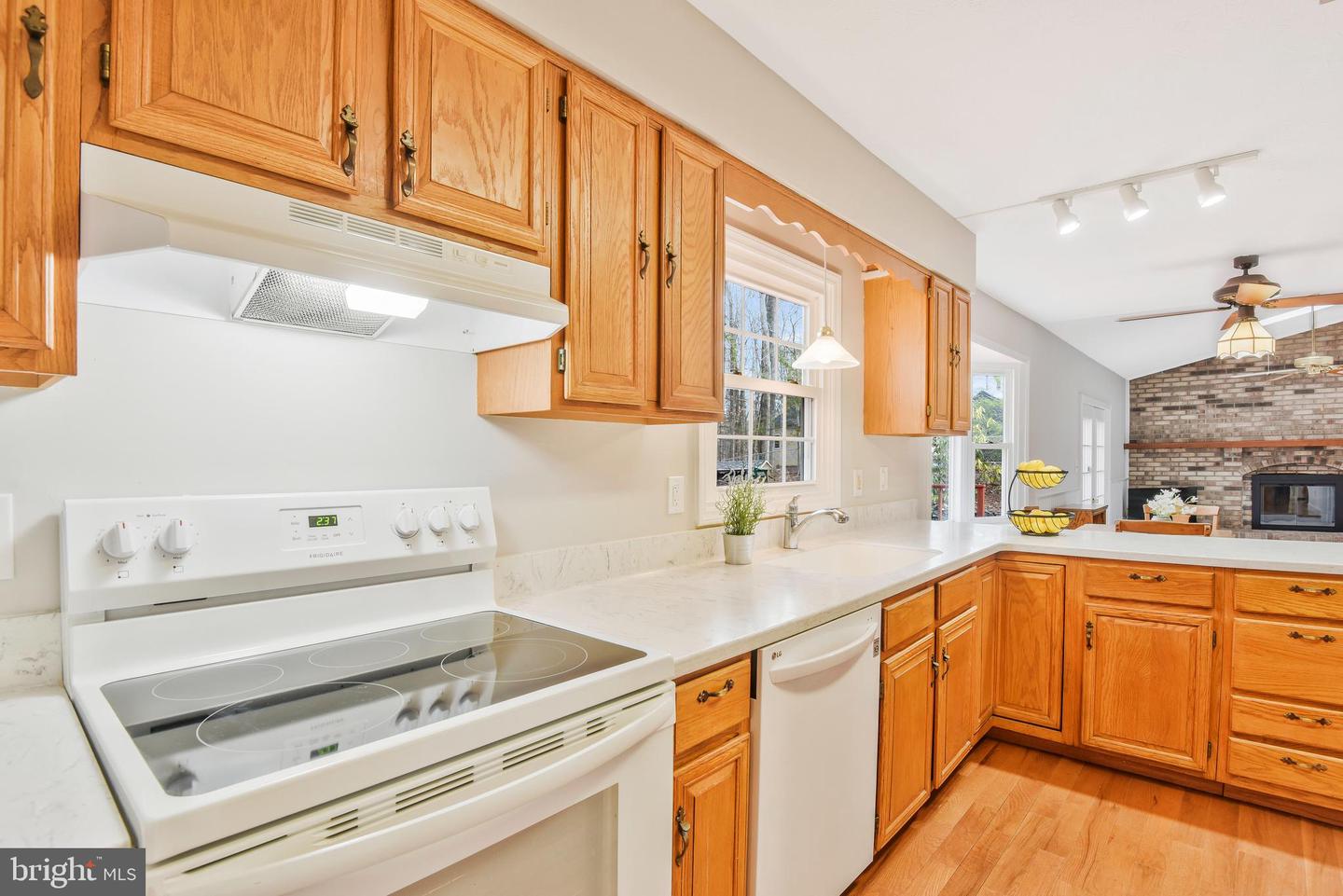 7774 Fern Oak Court