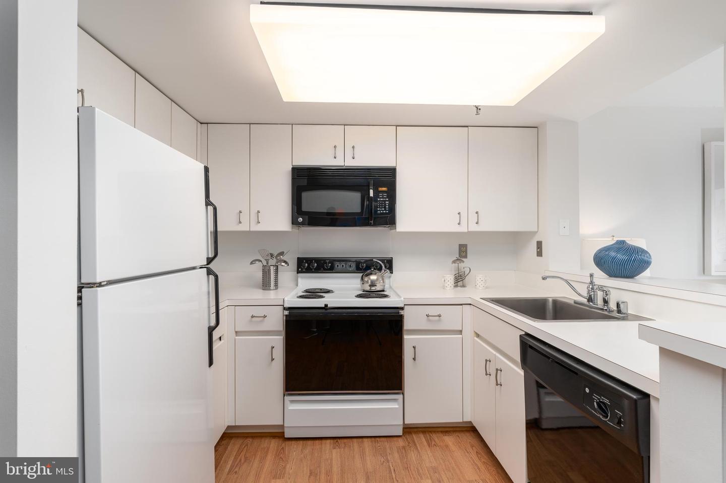 701 Pennsylvania Ave NW #Ph22