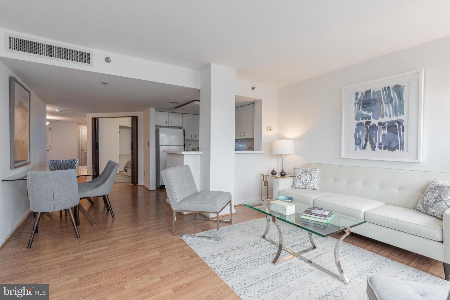 701 Pennsylvania Ave NW #Ph22