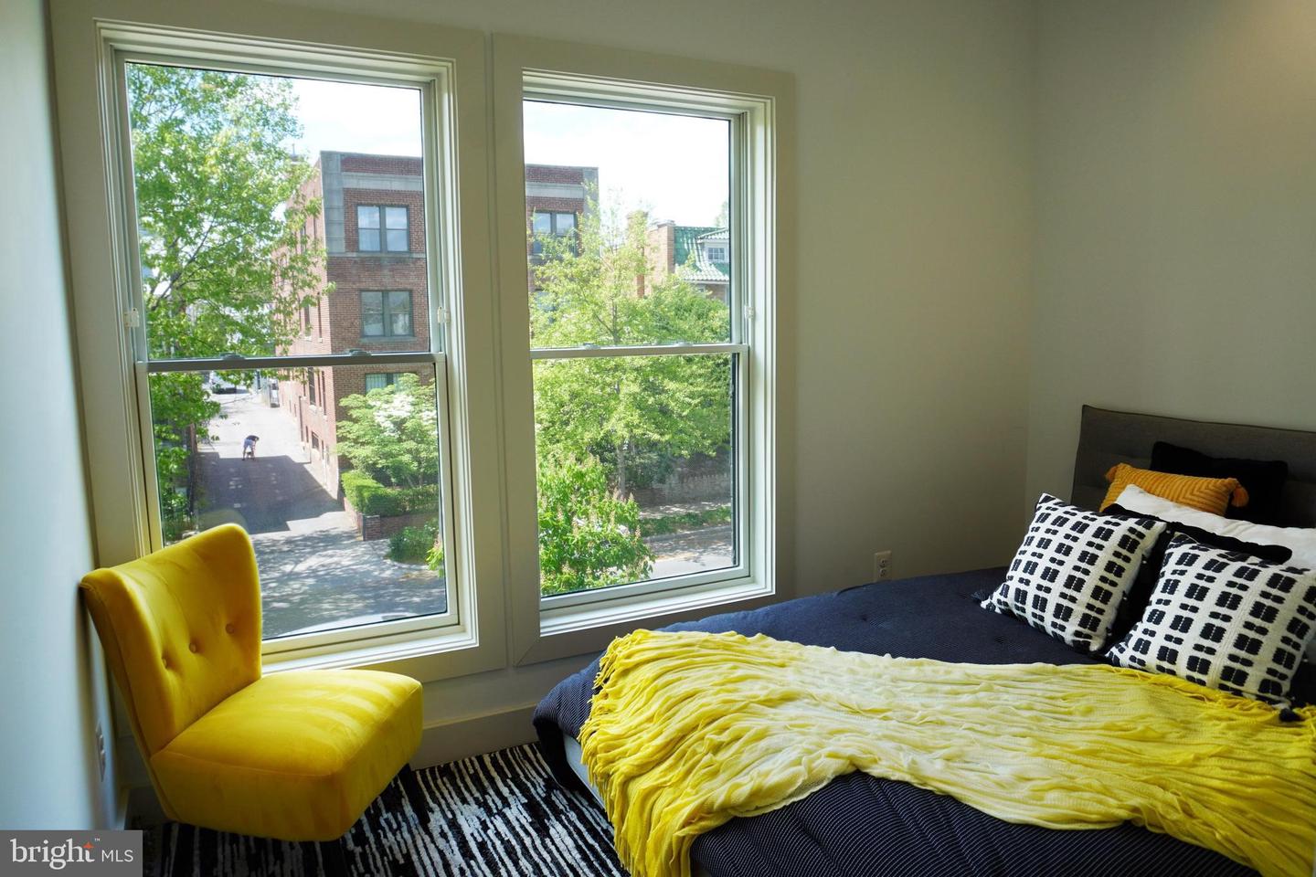 256 15th SE #5