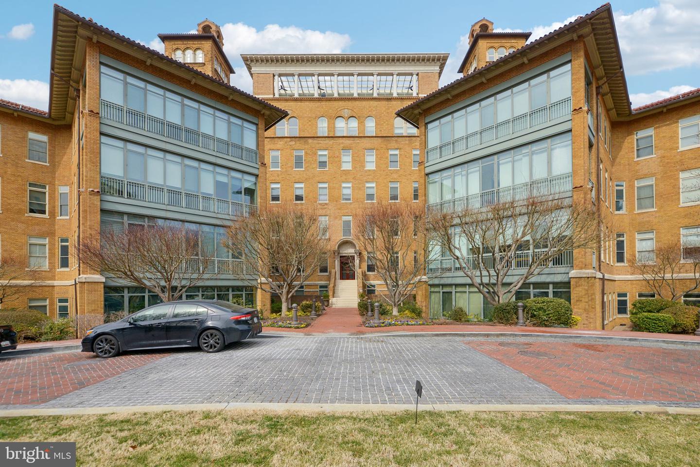 2425 L St NW #530
