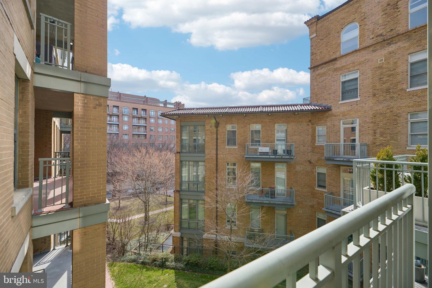 2425 L St NW #530