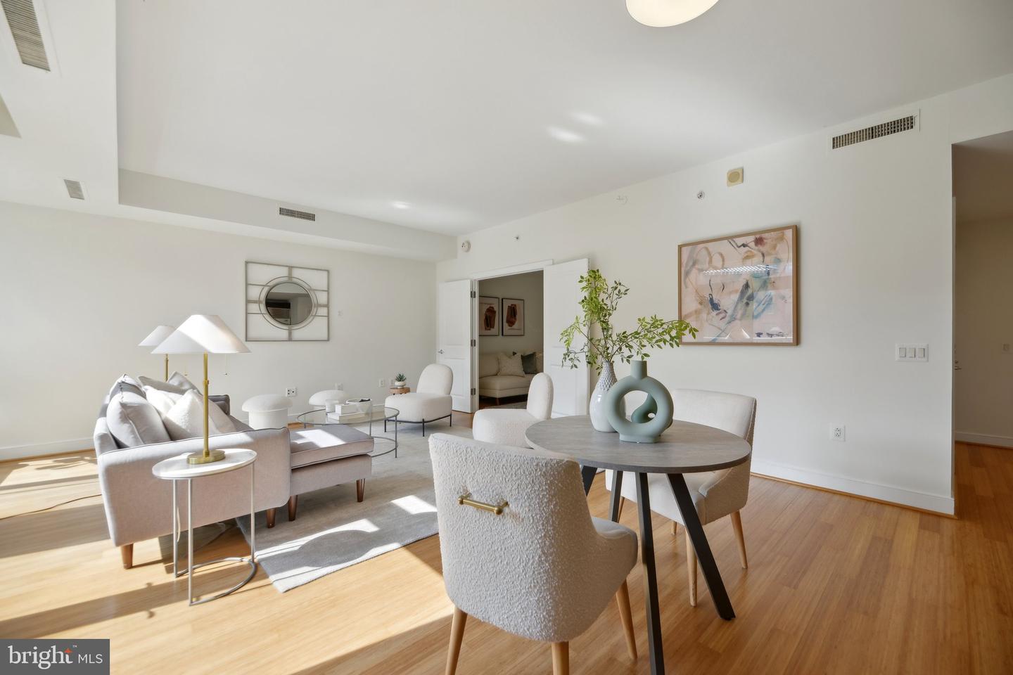 2425 L St NW #530