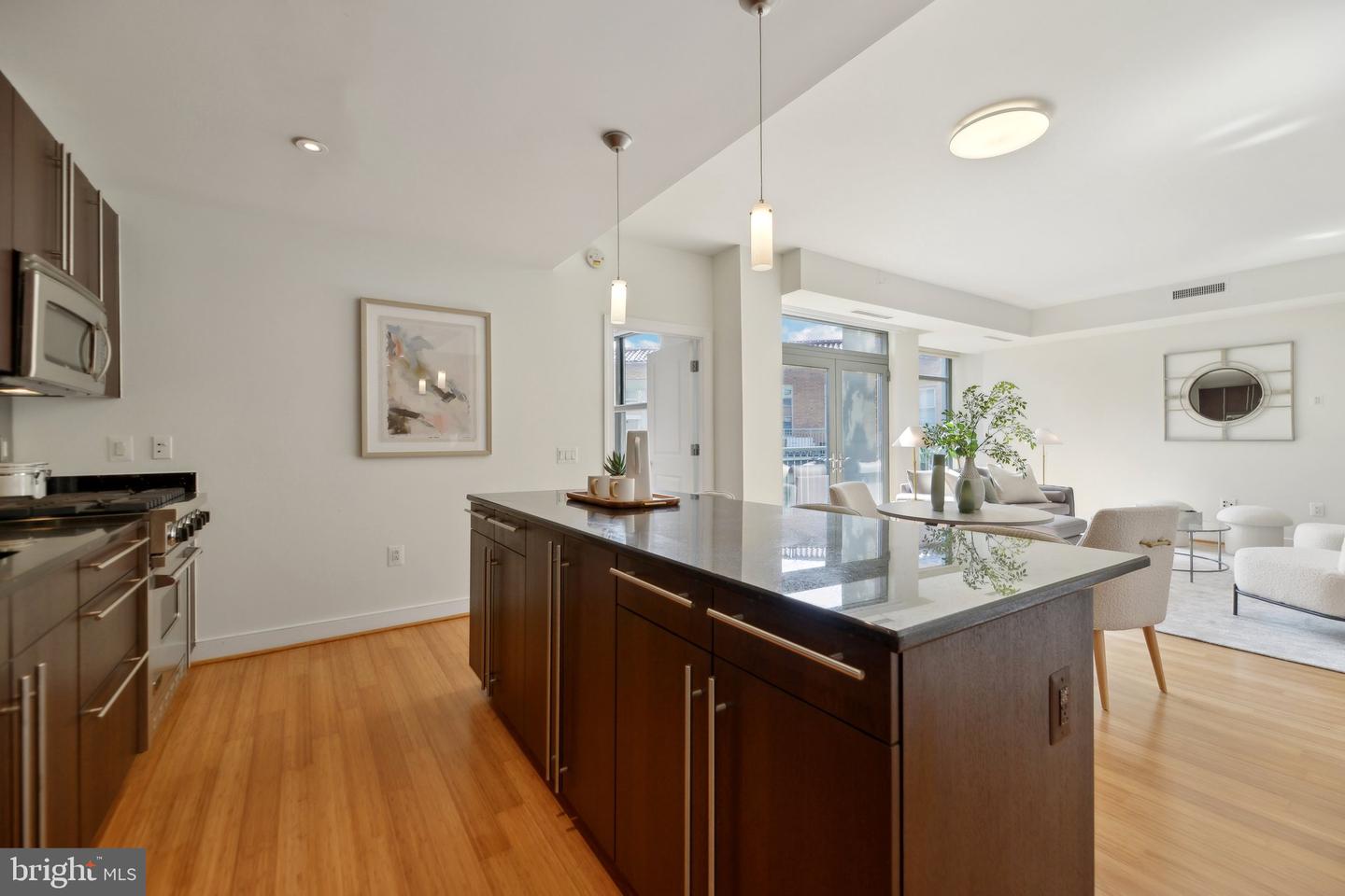2425 L St NW #530