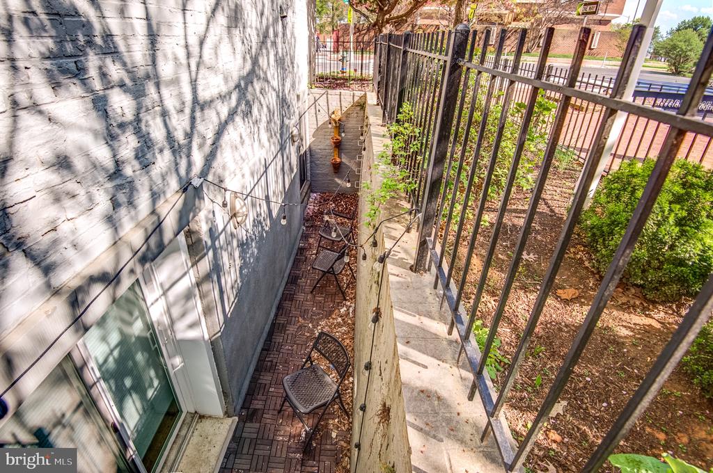 1240 4TH STREET NW T