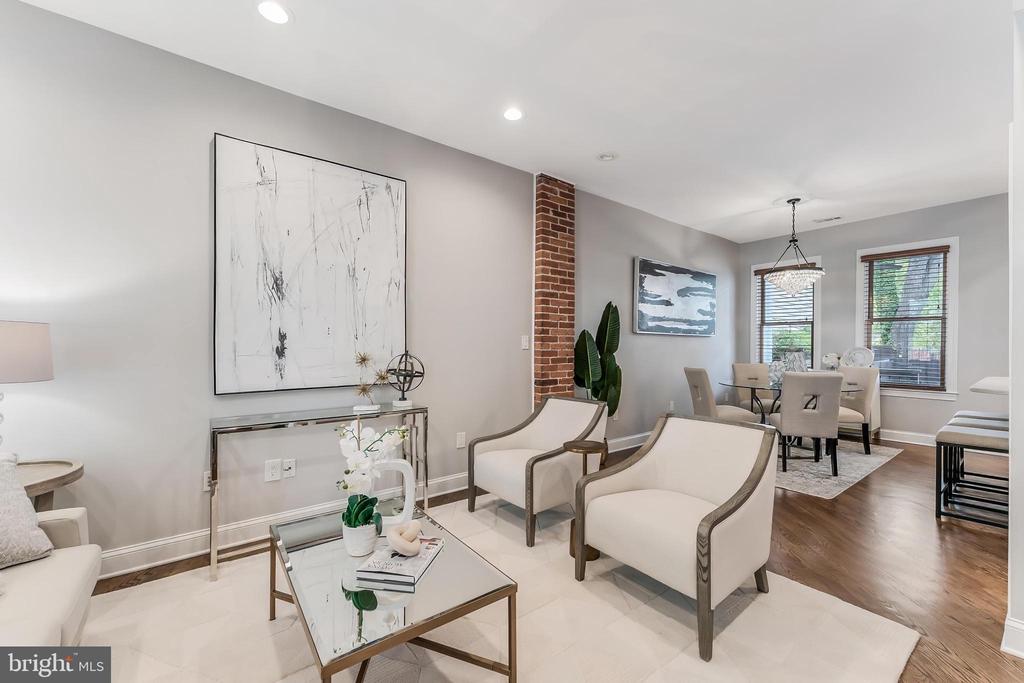 21 15TH STREET SE
