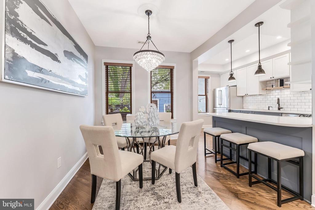 21 15TH STREET SE