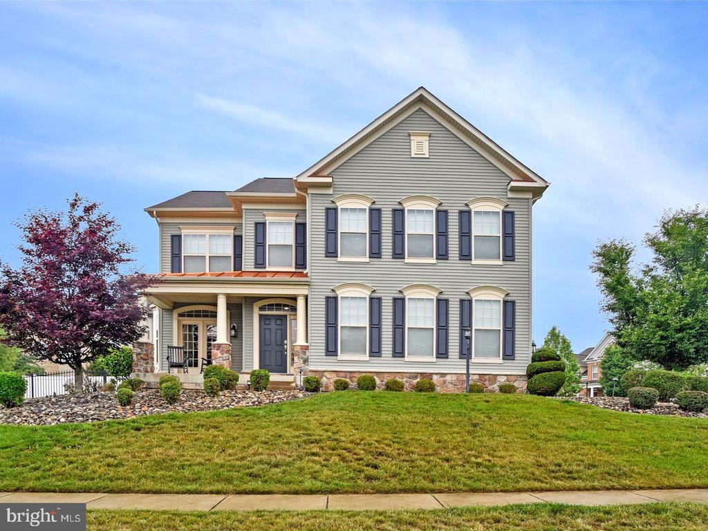 2079 BAGPIPE LANE