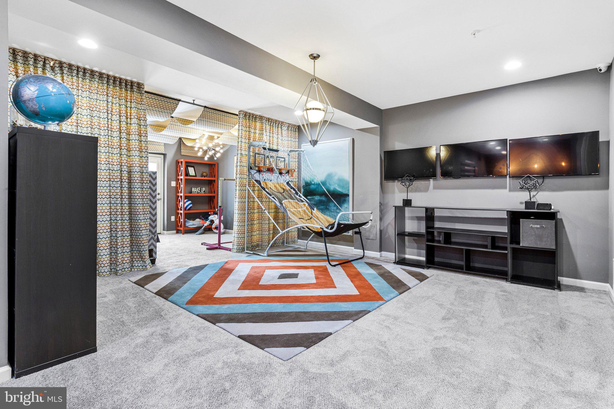 2079 BAGPIPE LANE