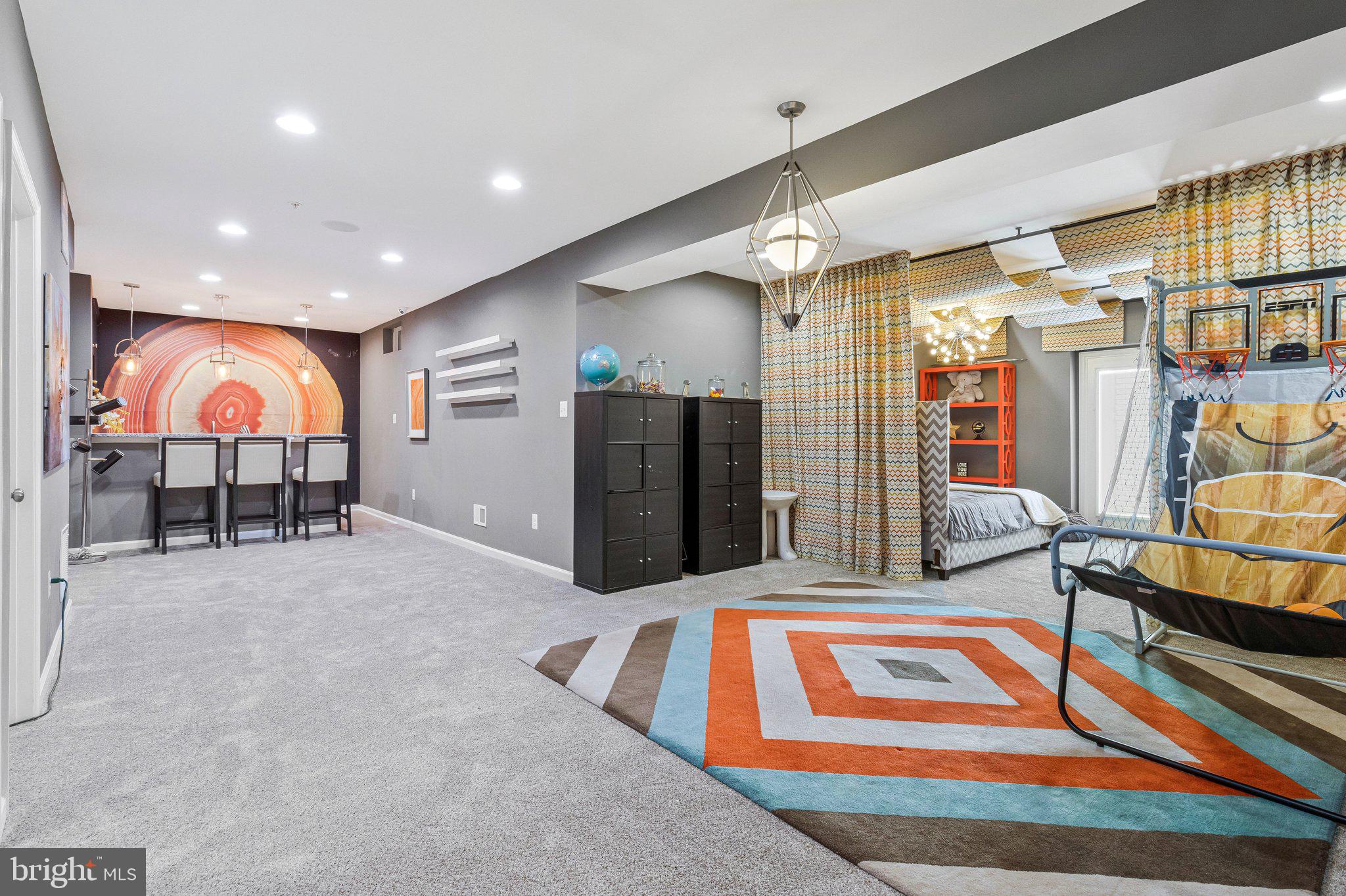 2079 BAGPIPE LANE