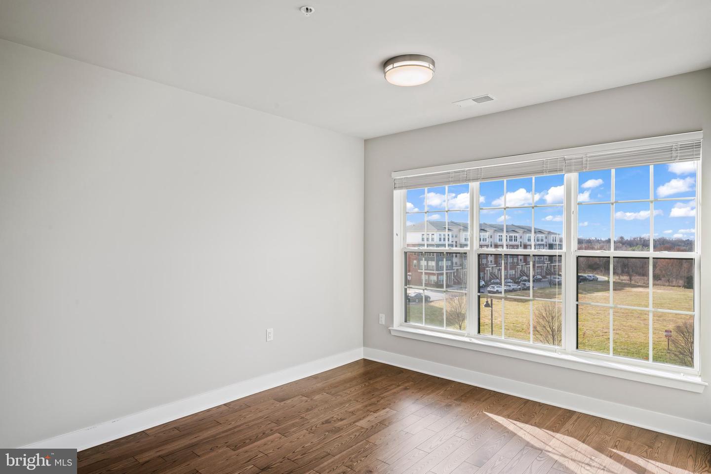 506 DIAMONDBACK DR #333