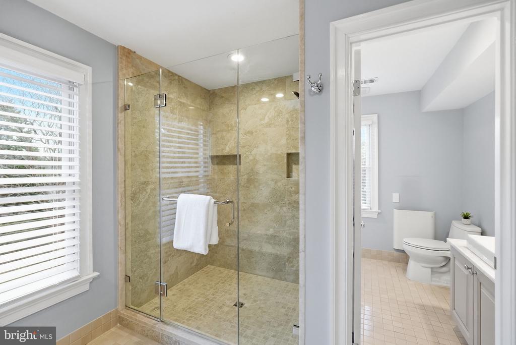10708 STAPLEFORD HALL DRIVE