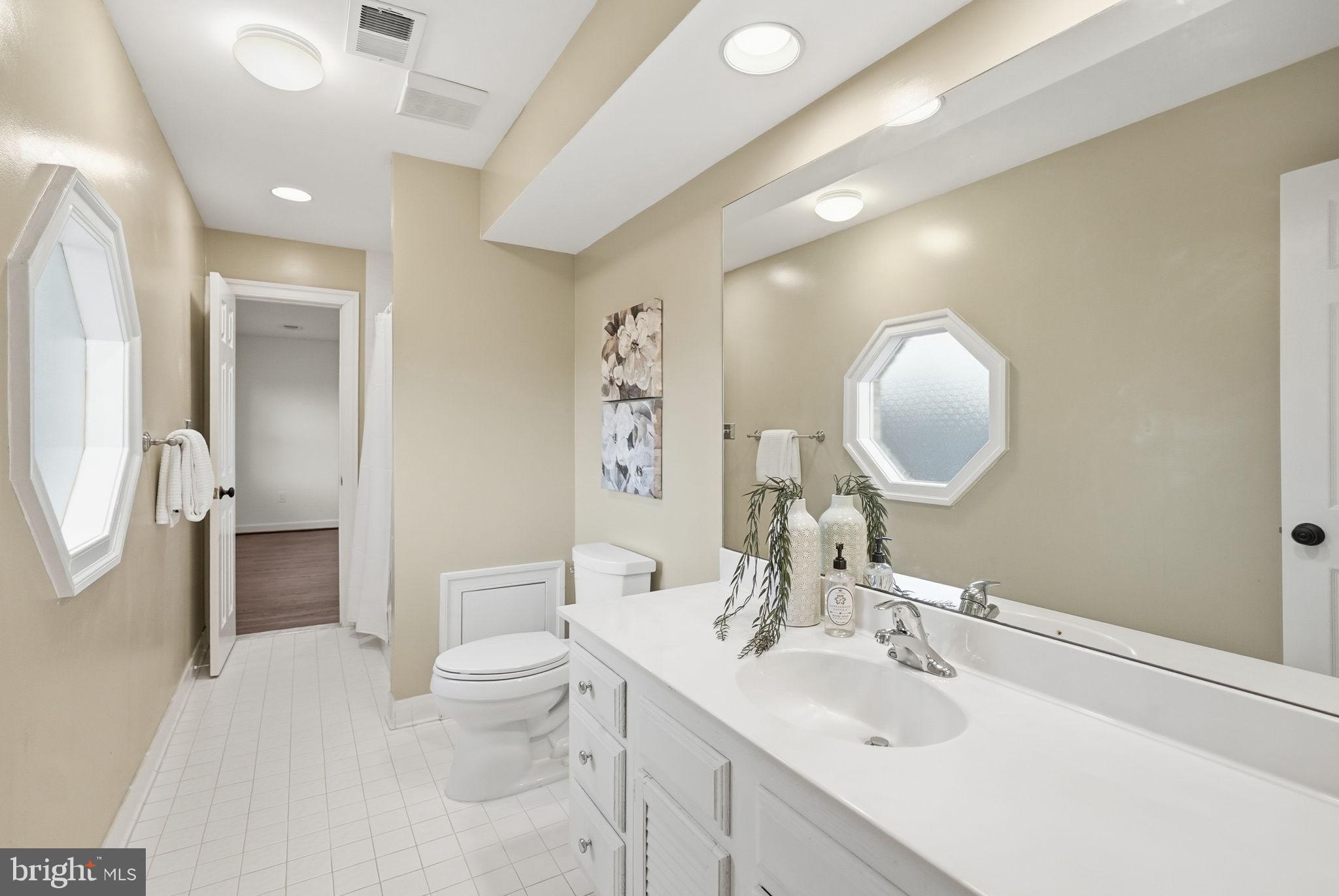 10708 STAPLEFORD HALL DRIVE