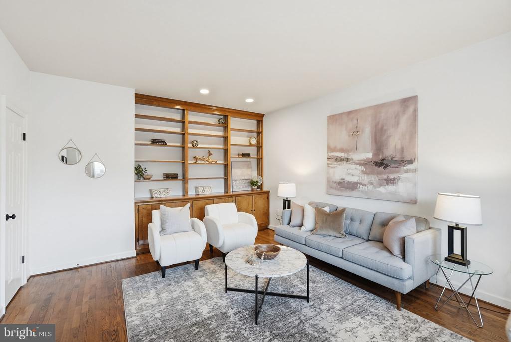 10708 STAPLEFORD HALL DRIVE