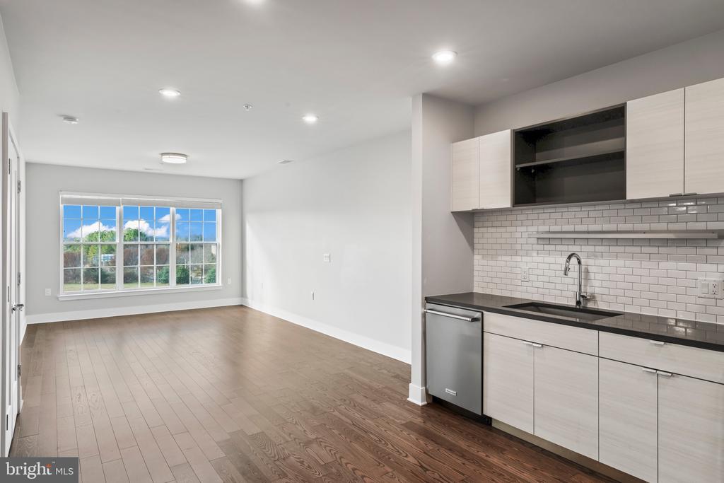 506 DIAMONDBACK DRIVE 333