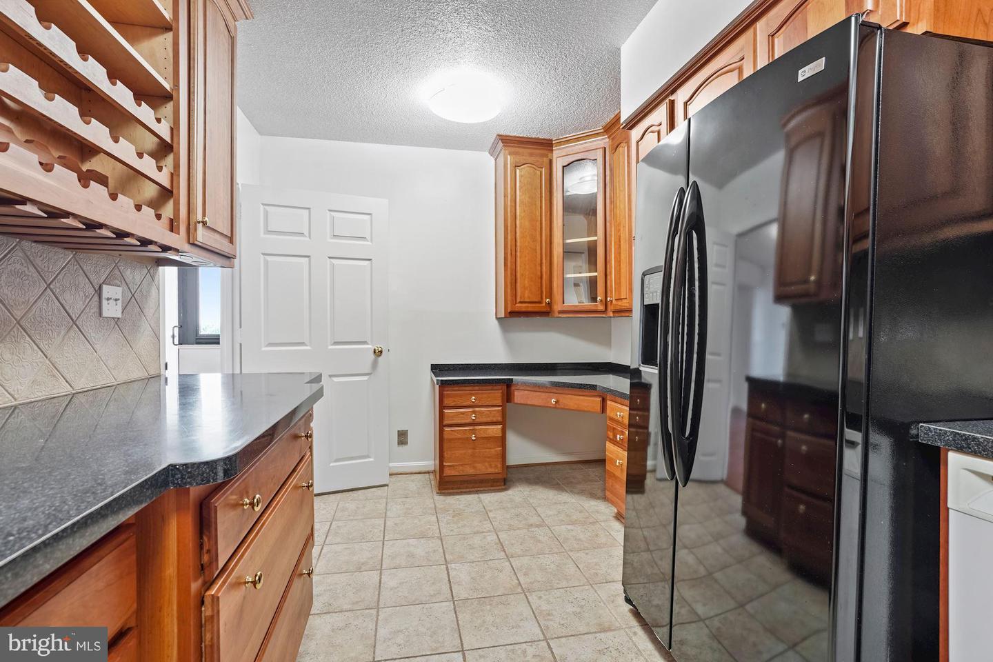 1805 Crystal DRIVE Unit: 710S