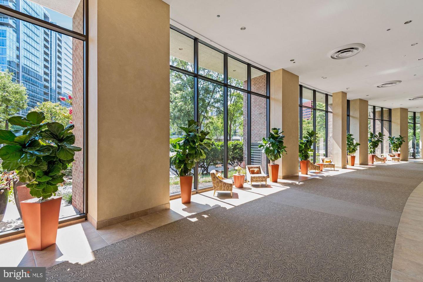 1805 Crystal DRIVE Unit: 710S