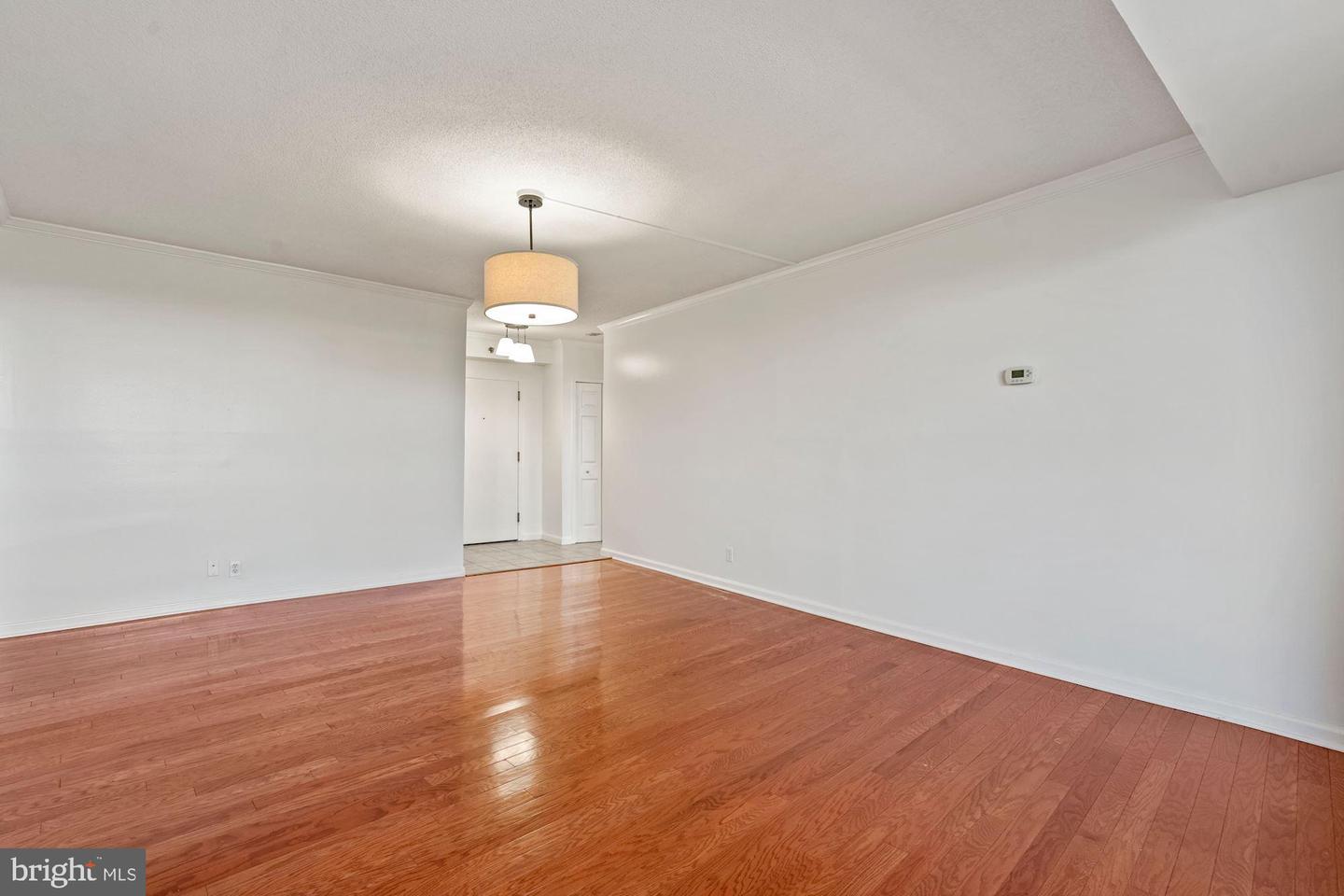 1805 Crystal DRIVE Unit: 710S