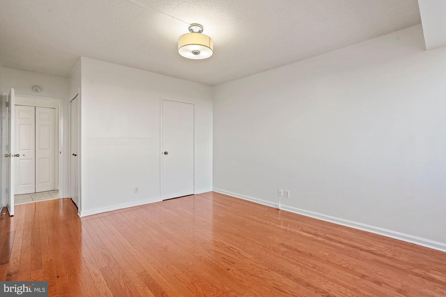 1805 Crystal DRIVE Unit: 710S