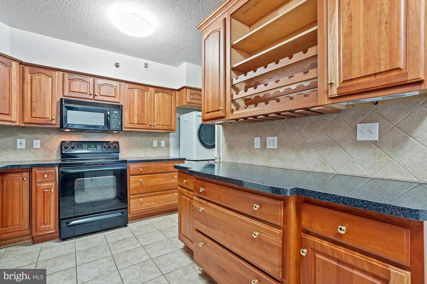1805 Crystal DRIVE Unit: 710S