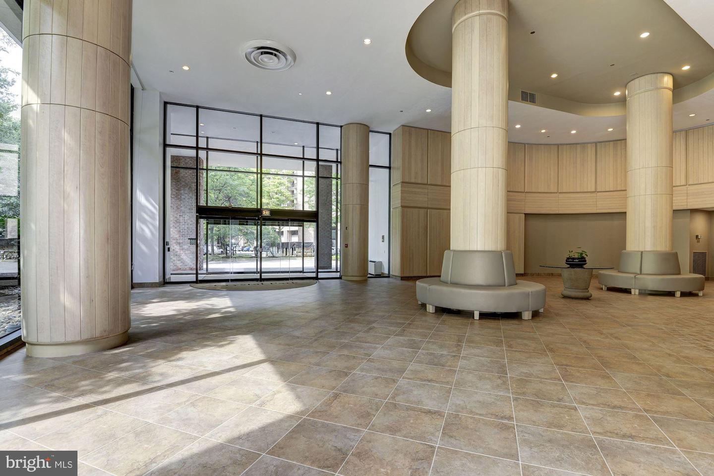 1805 Crystal DRIVE Unit: 710S
