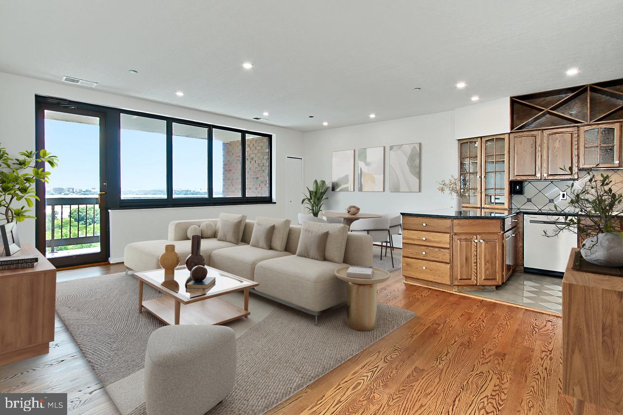 1805 Crystal Dr #1110s